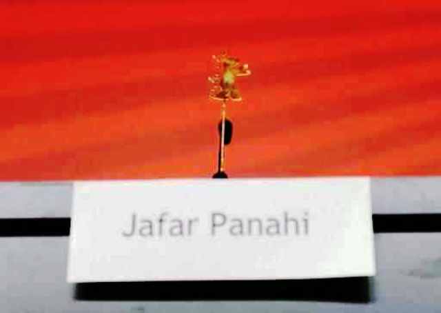 Chaise vide du membre du jury international de la 61e Berlinale, Jafar Panahi
